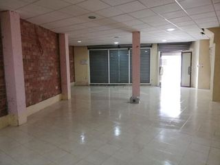Local comercial en venta en Centro en Bormujos