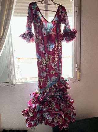 Traje de flamenca flores