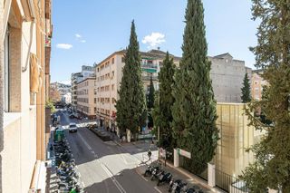 Piso en venta en Pajaritos - Plaza de Toros en Granada