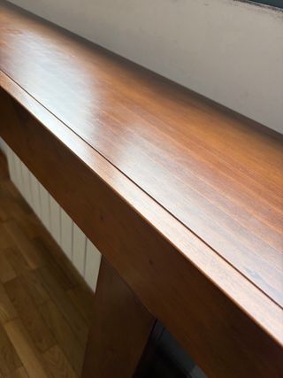 Mesa tipo escritorio de madera caoba