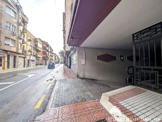 Garaje en venta en Linares
