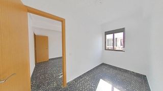 Piso en venta en Marxalenes en Valencia