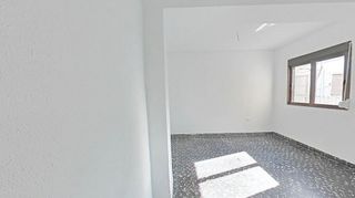 Piso en venta en Marxalenes en Valencia