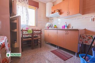 Piso en venta en Adra