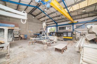 Nave industrial en venta en Dehesa – El Soto en Collado Villalba
