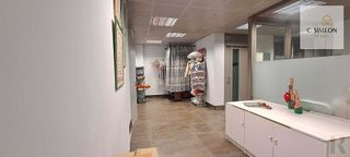 Local comercial en venta en Centro Bº Doscientas en Azuqueca de Henares