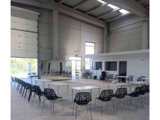 Nave industrial en venta en Monserrat