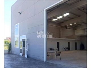 Nave industrial en venta en Monserrat