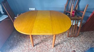 Mesa de madera extensible