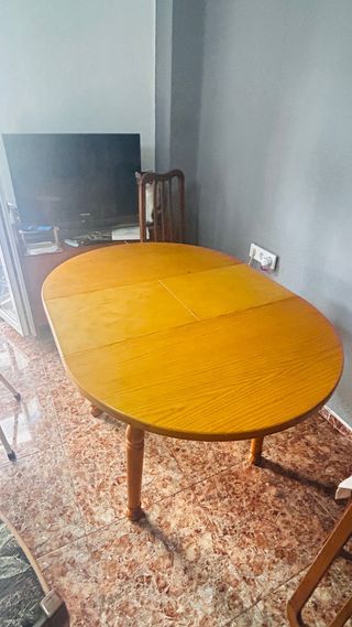 Mesa de madera extensible