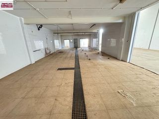 Nave industrial en venta en Benifaió
