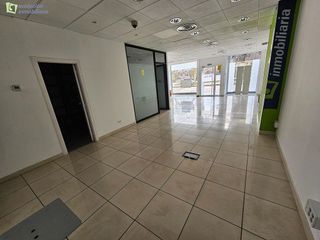 Local comercial en venta en Plaza España - Villa Pilar - Reyes Católicos - Vadillos en Burgos