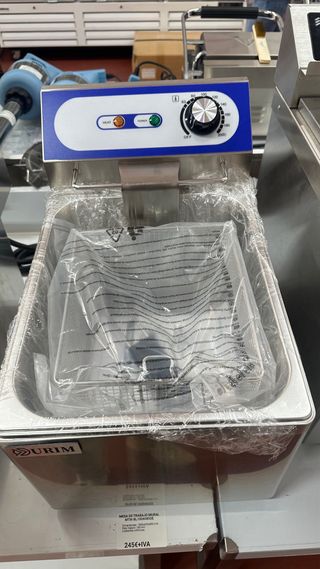 Freidora Eléctrica 8L Nueva LIQUIDACION