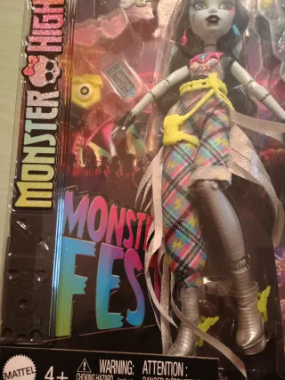 Bambola Monster High Frankie Stein