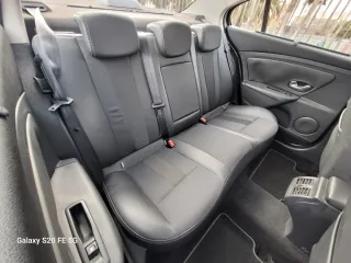 Renault Fluence 1.6 "120.000km PEGATINA C AÑO 2011