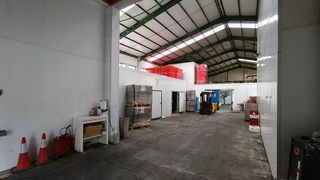 Nave industrial en venta en Roces Sur en Gijón