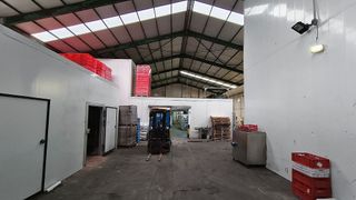 Nave industrial en venta en Roces Sur en Gijón