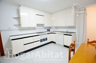 Piso en venta en Centro en Alicante