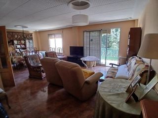 Piso en venta en L'Alquenència en Alzira