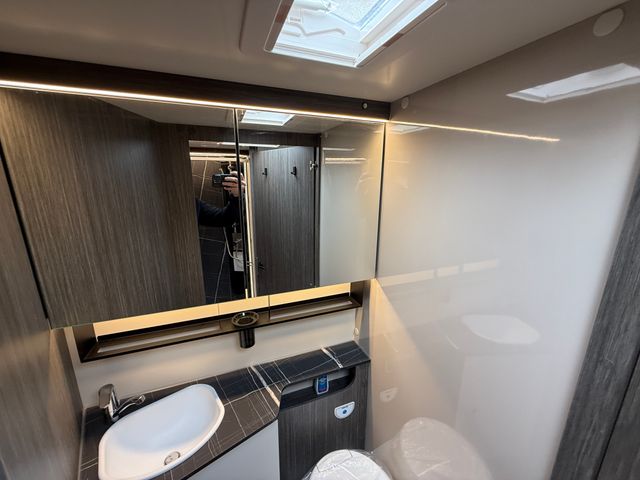 Autocaravana McLouis MC4 881 Ford Matic 2026