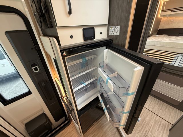 Autocaravana McLouis MC4 881 Ford Matic 2026