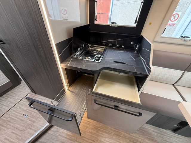 Autocaravana McLouis MC4 881 Ford Matic 2026