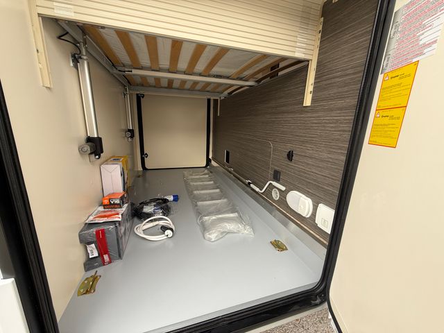 Autocaravana McLouis MC4 881 Ford Matic 2026