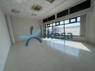 Local comercial en venta en Andújar