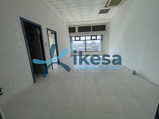 Local comercial en venta en Andújar
