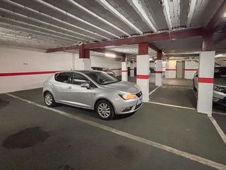 Garaje en venta en Ensanche - Diputación en Alicante