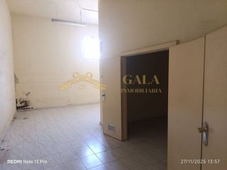 Local comercial en venta en Centro en Cáceres