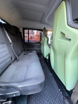 LAND-ROVER Defender 110 Doble CabinaCaja E