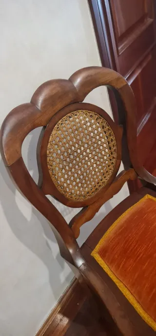 Silla de madera maciza y Ratan