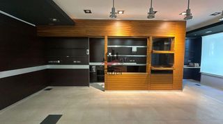 Local comercial en alquiler en L'Eixample en Figueres