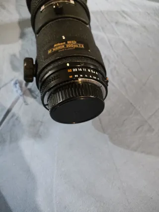 Objetivo Nikon AF NIKKOR 300mm 1:4