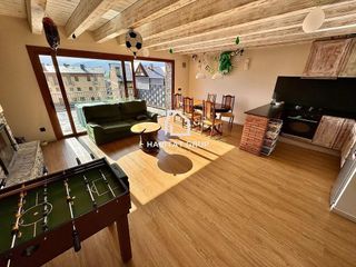 Casa adosada en venta en Puigcerdà