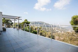 Chalet en alquiler en Vallvidrera - El Tibidabo i les Planes en Barcelona