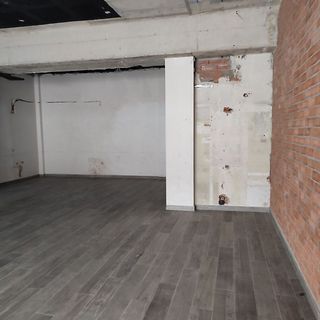Local comercial en alquiler en Centre en Hospitalet de Llobregat, L´