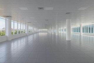 Oficina en alquiler en La Barceloneta en Barcelona