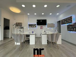 Local comercial en alquiler en Catalunya - Fontetes en Cerdanyola del Vallès