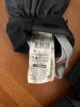 Pantalón de esquí negro Marca Decathlon Poco uso