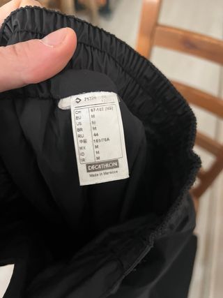 Pantalón de esquí negro Marca Decathlon Poco uso