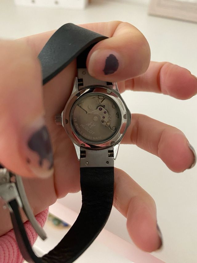 NEGOCIABLE Reloj Hublot MDM Geneve 28mm