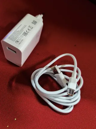 Cargador Rápido 67W USB-C