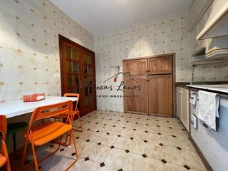Casa adosada en venta en Vimianzo