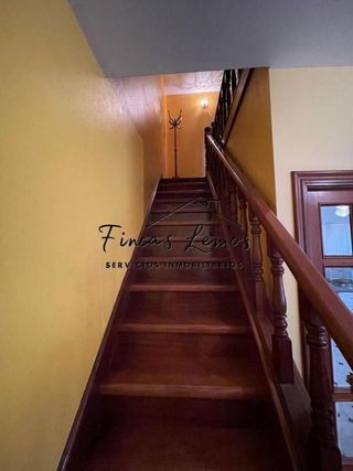 Casa adosada en venta en Vimianzo