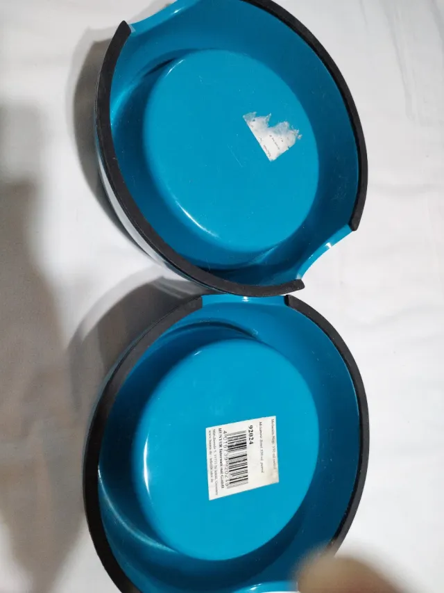 2 cuencos para comida y agua perrito y gatos