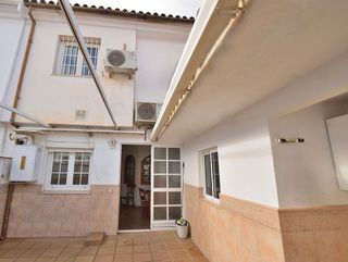 Casa adosada en venta en Ronda