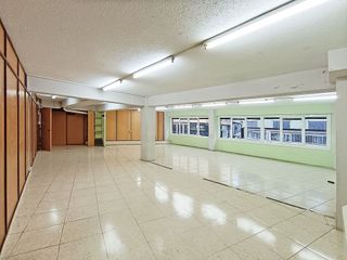 Local comercial en alquiler en Agra del Orzán - Ventorrillo - Vioño en Coruña (A)