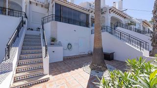 Casa en venta en Campos de Golf - Villa Martin - Los Dolses en Orihuela